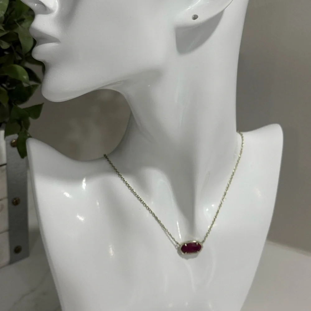 Kendra Scott Elisa Gold Chain Necklace Magenta stone 15-17” length w/ bag - Picture 3 of 6
